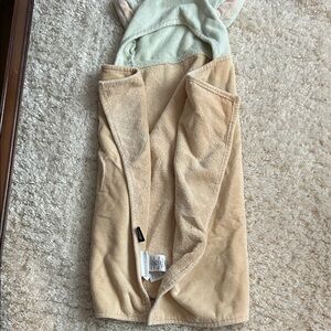 Pottery Barn Kids Cream Hooded Towel Star Wars Yoda